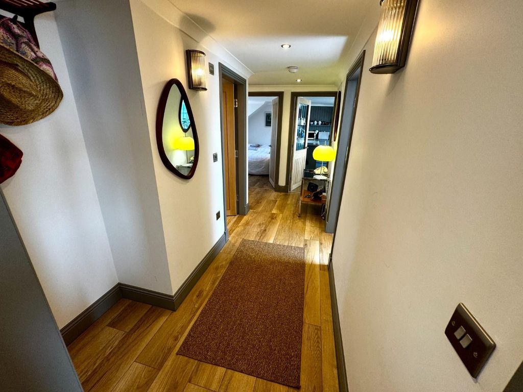 Property photo 3 of 46 "L"  Shaped Hallway