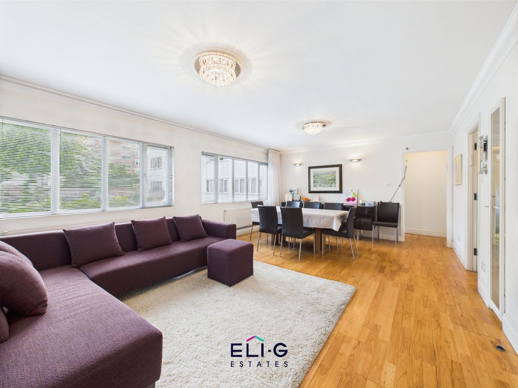 Property photo 1 of 10 Bright &amp; Spacious 2-Bed, 2-Bath Apartment Ideal For Downsizers &amp; Great For Young Families Too