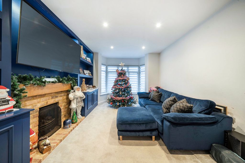 Property photo 3 of 20 1384026-2-69246F3...