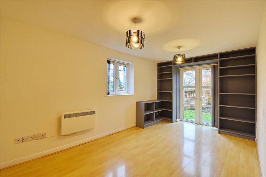 Property photo 2 of 8 Picture No. 02