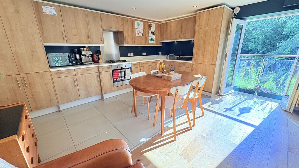 Property photo 3 of 20 Open Plan Kitchen/Living Room