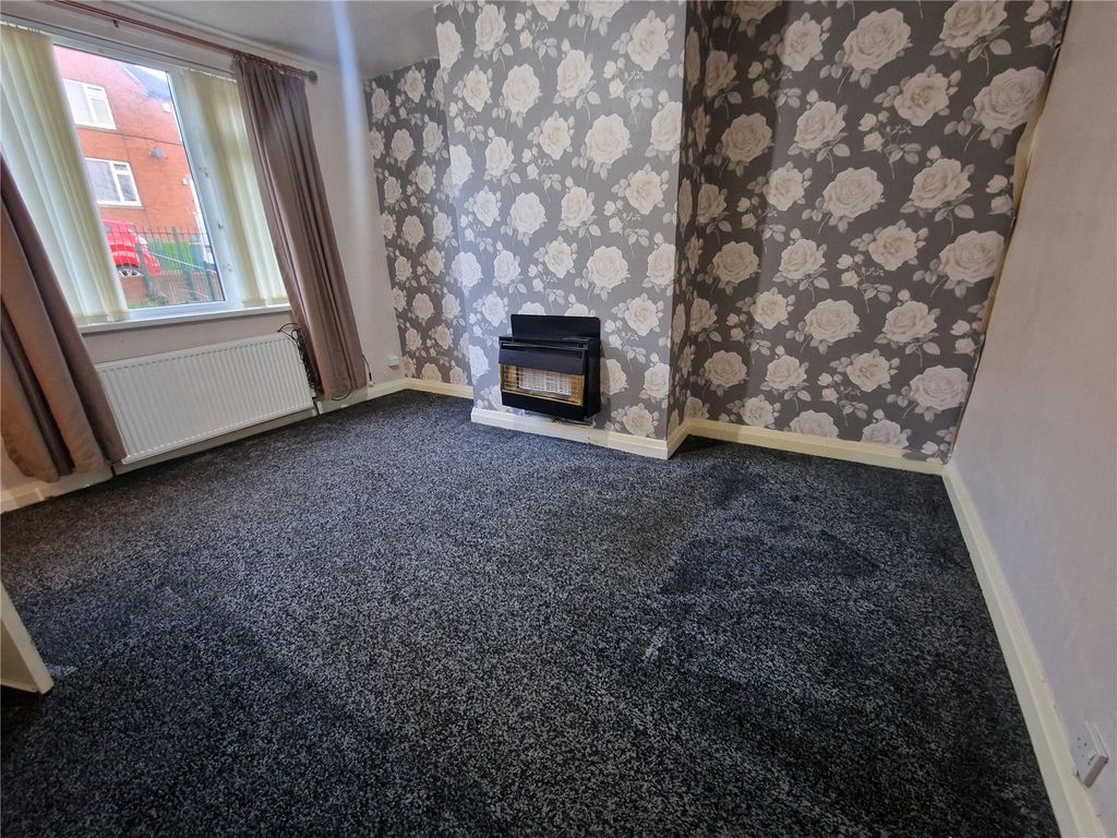 Property photo 3 of 10 Picture No. 13