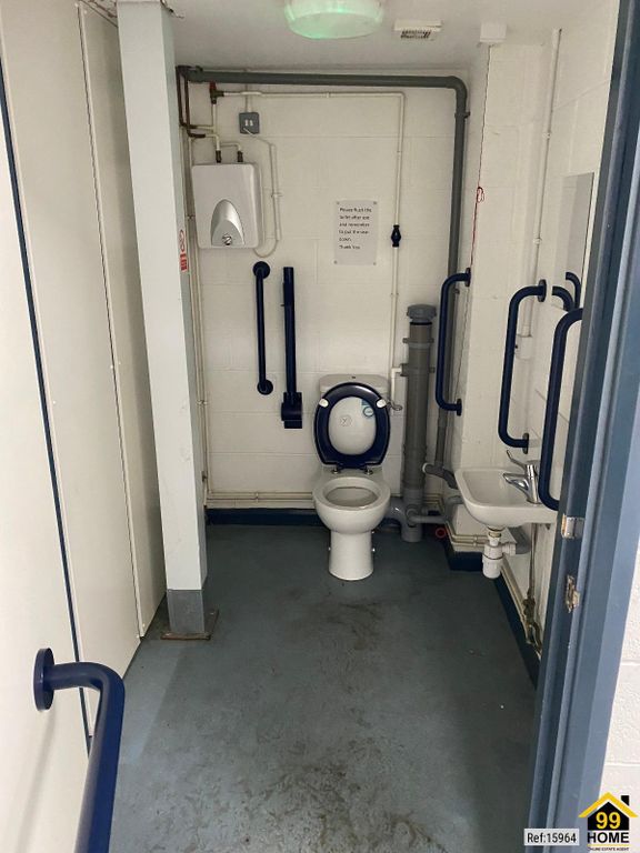 Property photo 3 of 7 Photo 2