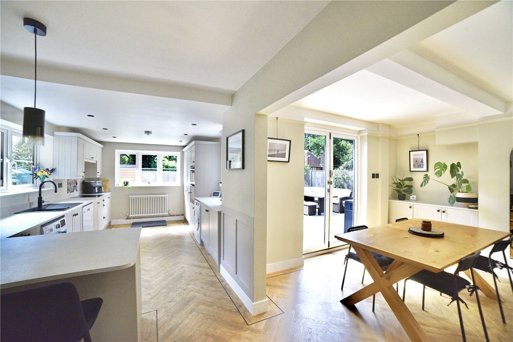 Property photo 3 of 14 Picture No. 02