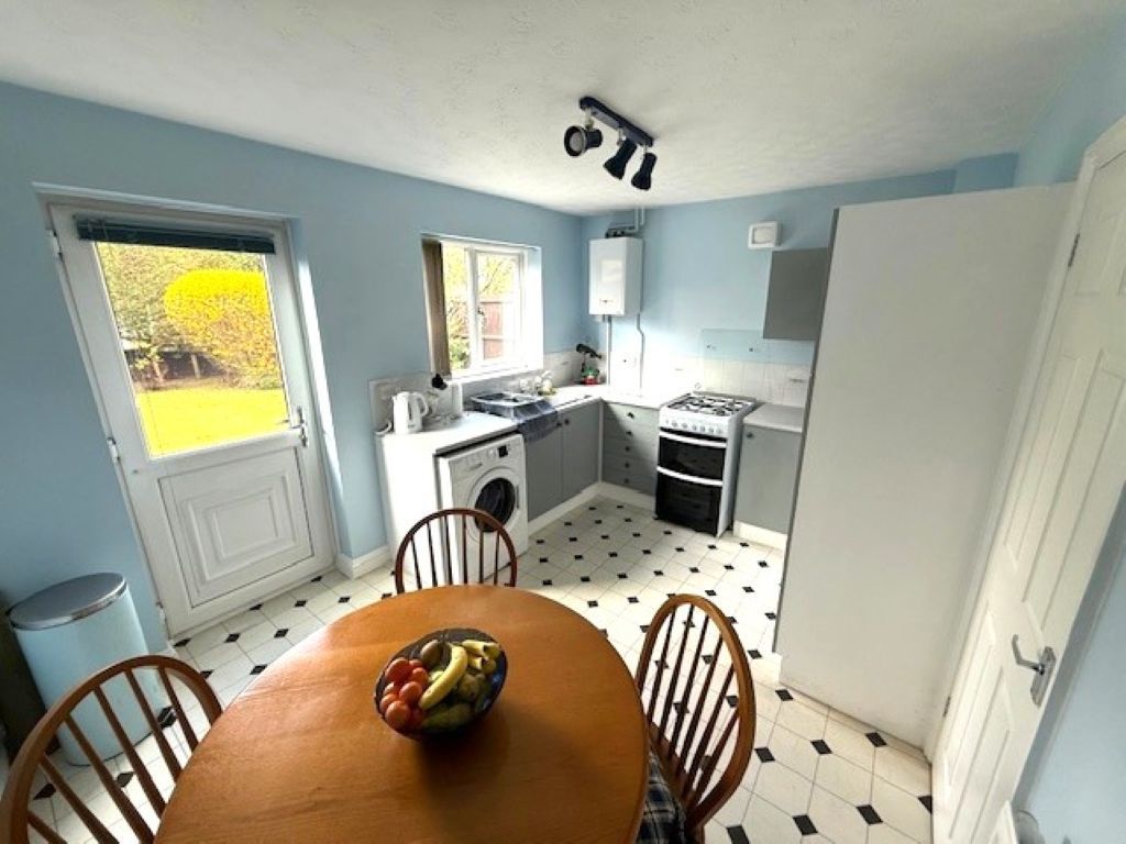 Property photo 3 of 11