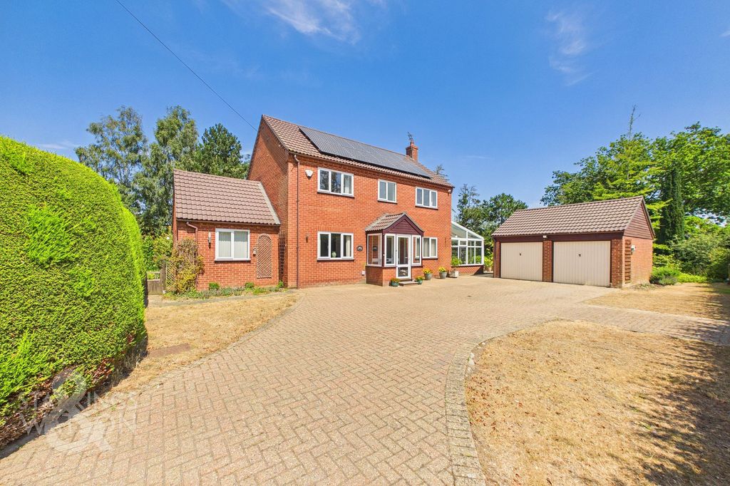 Property photo 1 of 36