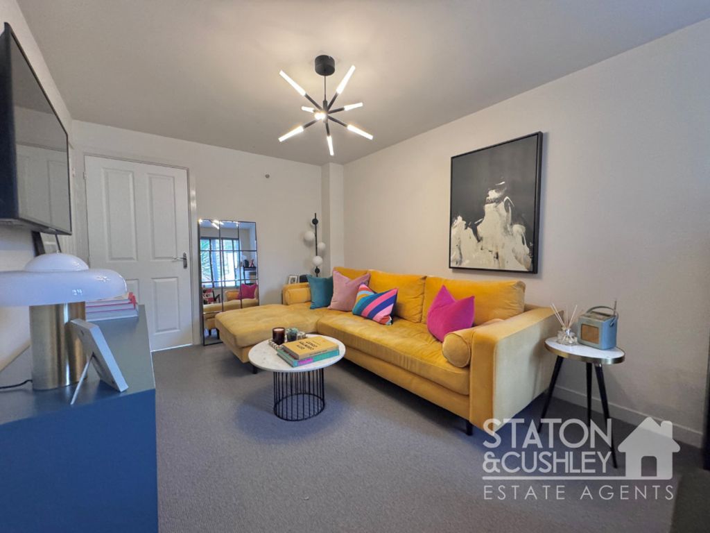 Property photo 3 of 27