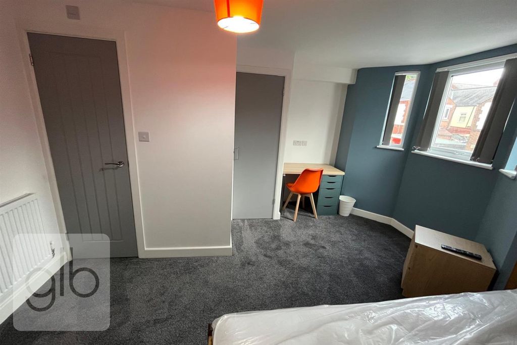 Property photo 3 of 13 Room 2.3.Png