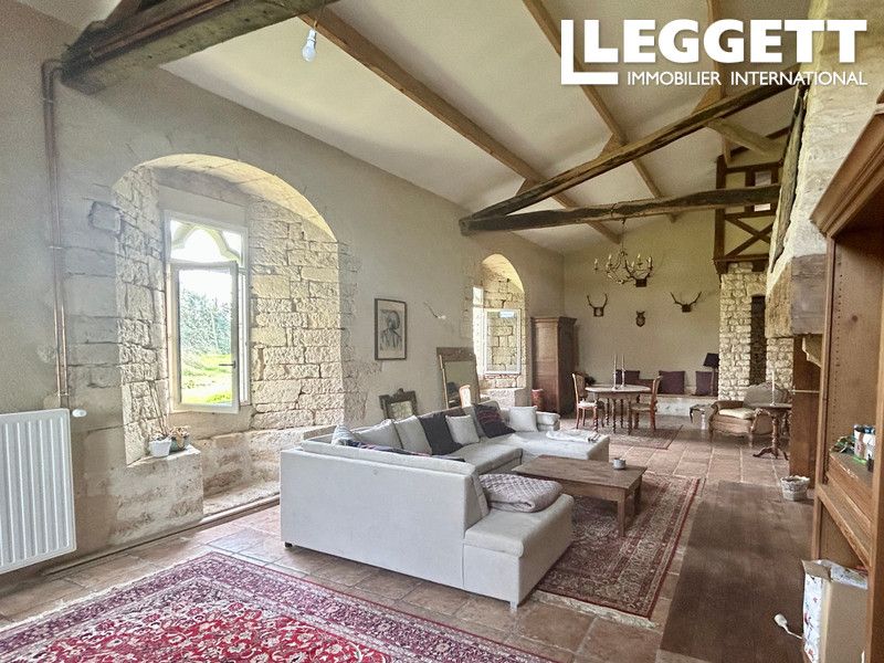 Property photo 3 of 10