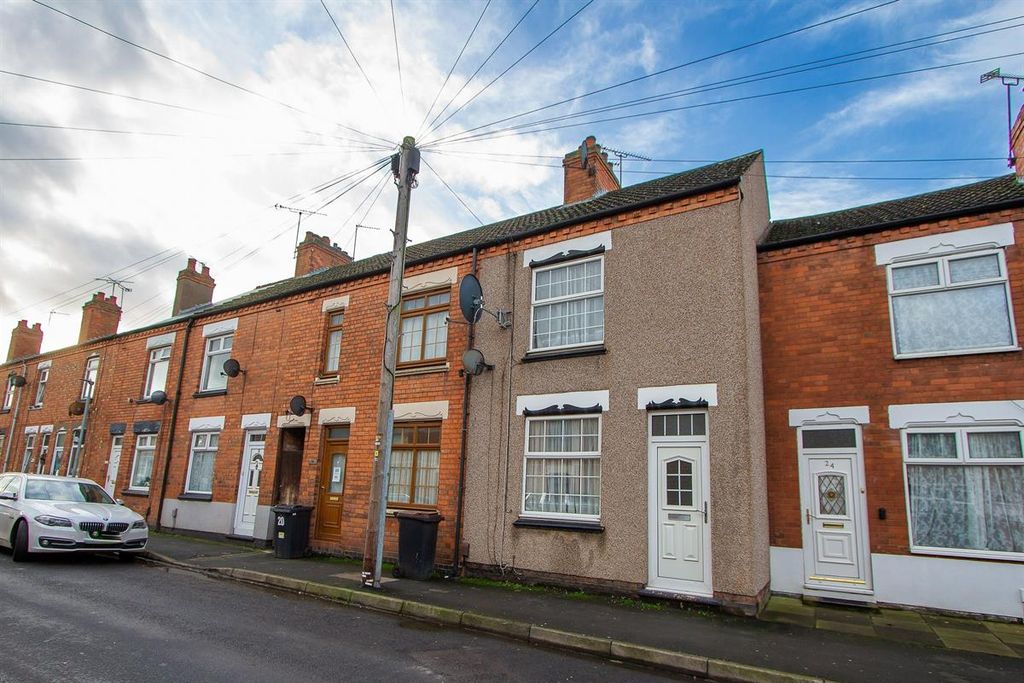 Property photo 1 of 12