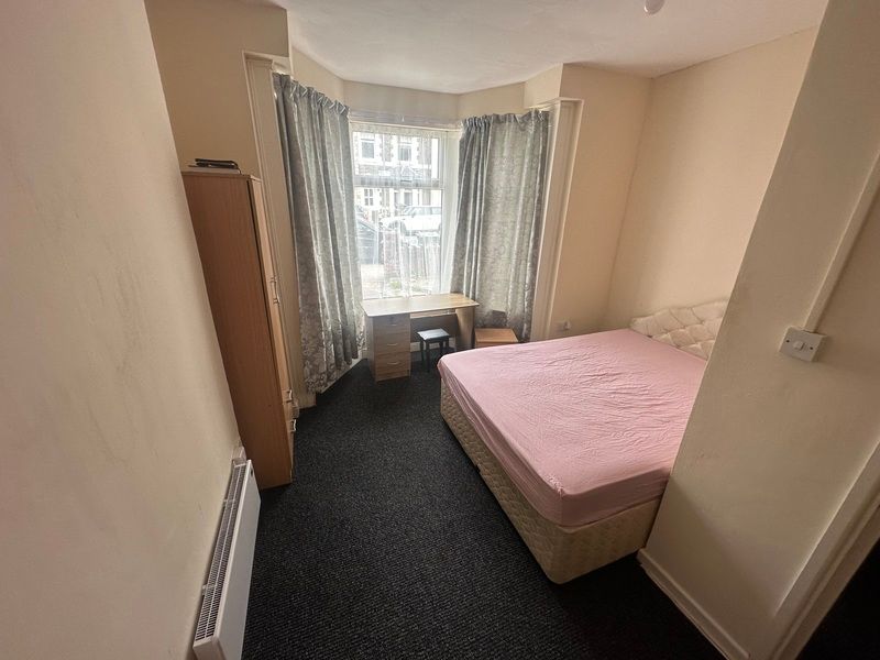 Property photo 3 of 5 1491_Img_2970806_4_A1