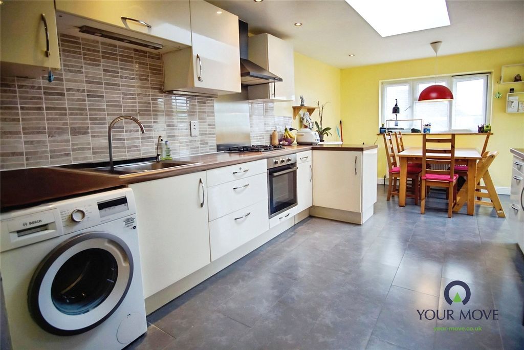 Property photo 2 of 16 Picture No. 09