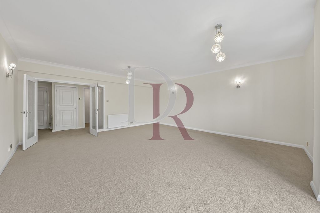 Property photo 3 of 18 Photo 10
