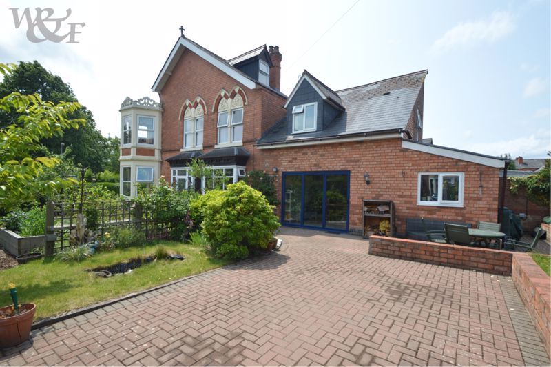 Property photo 3 of 59 Photo 82