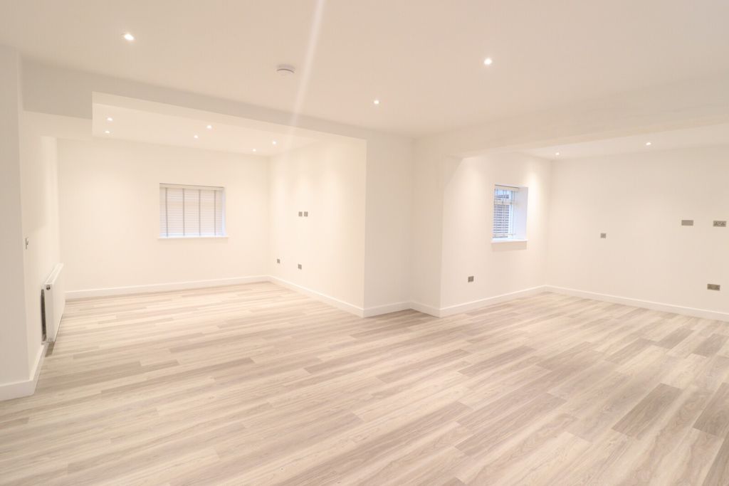 Property photo 3 of 14 Picture No. 04