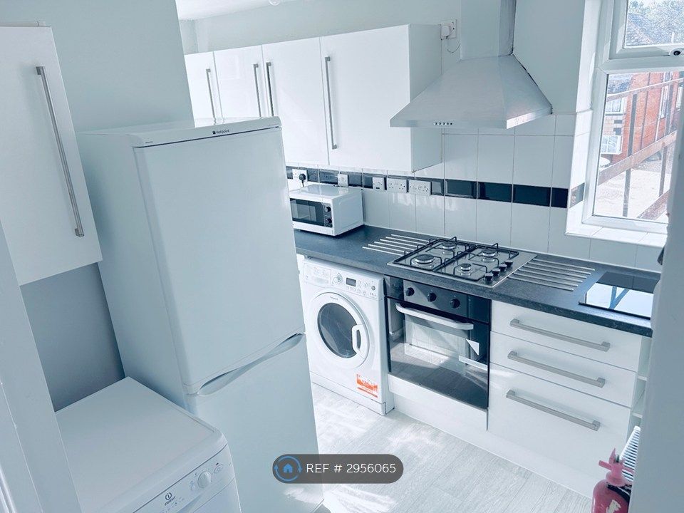 Property photo 1 of 13 Kitchen