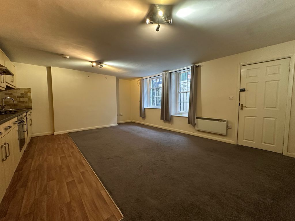 Property photo 2 of 9 Photo 9