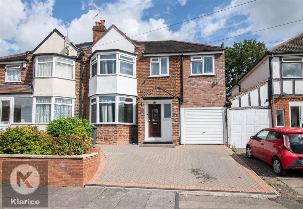 Property photo 1 of 16 20,Bartonlodge.Jpg