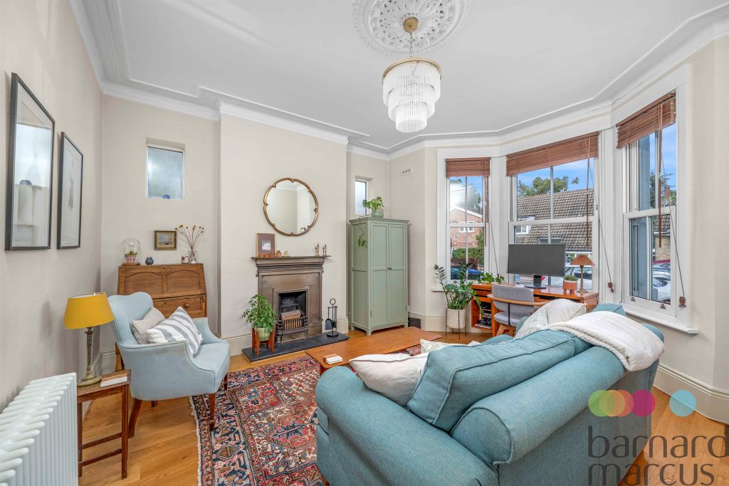 Property photo 2 of 18
