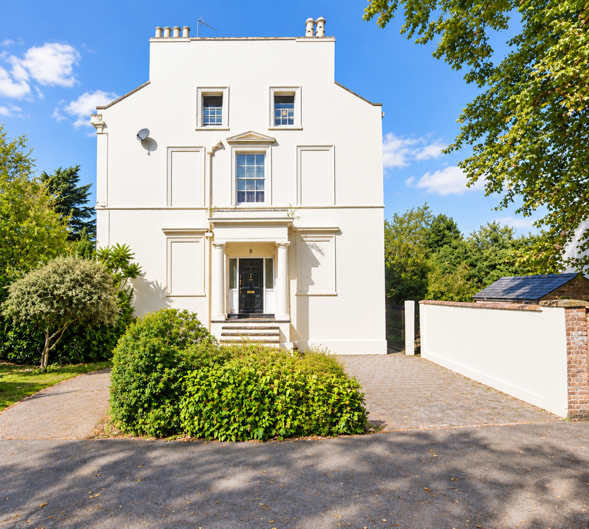 Property photo 1 of 7