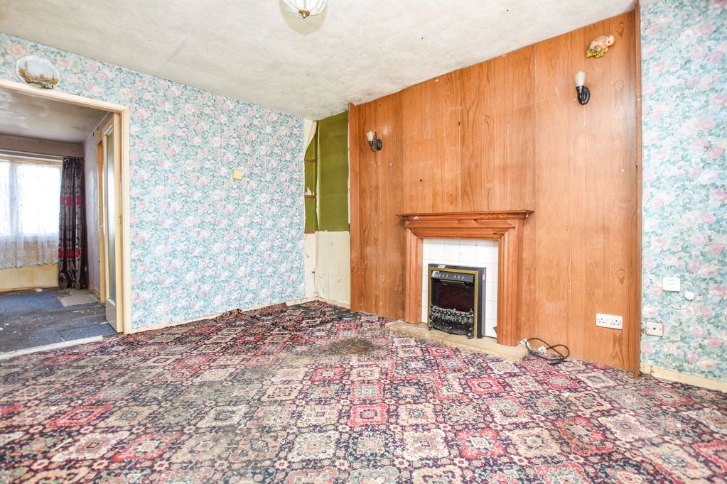 Property photo 2 of 11 Photo 1
