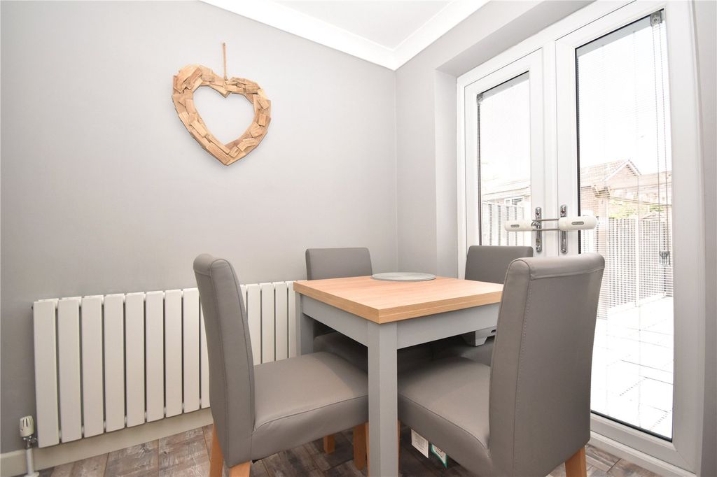 Property photo 3 of 13 Picture No. 06