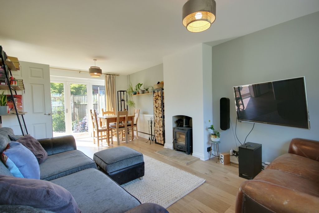 Property photo 2 of 14 1 Lounge A