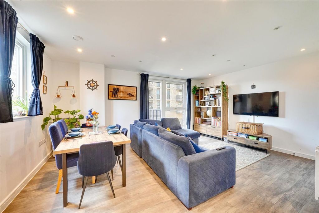 Property photo 1 of 17 Dsc09664-Dsc09668.Jpg