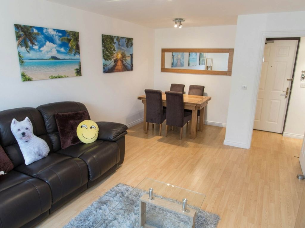 Property photo 3 of 7