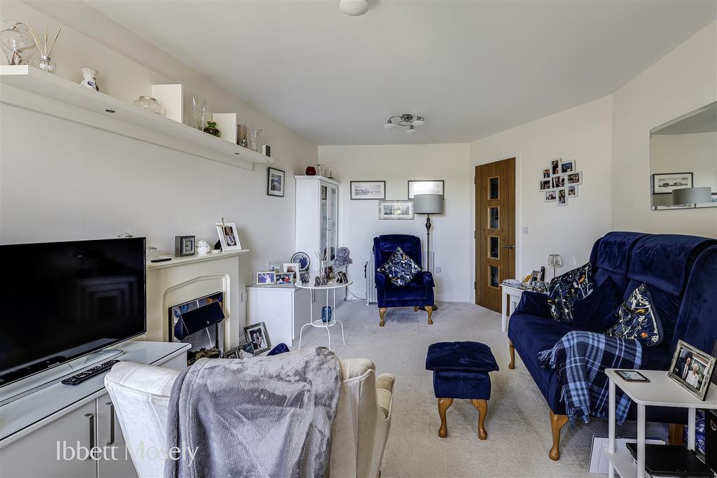 Property photo 3 of 16 11 Reception Room.Jpg