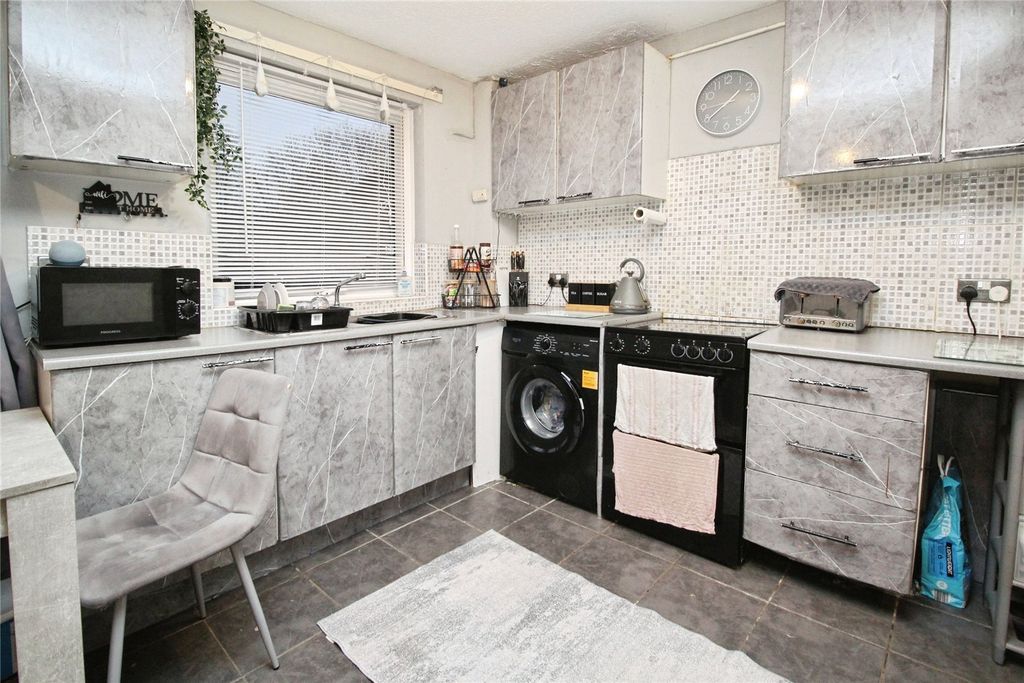 Property photo 3 of 11 Picture No. 05