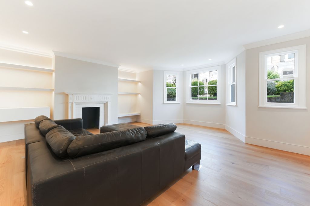 Property photo 2 of 15 Picture No. 01