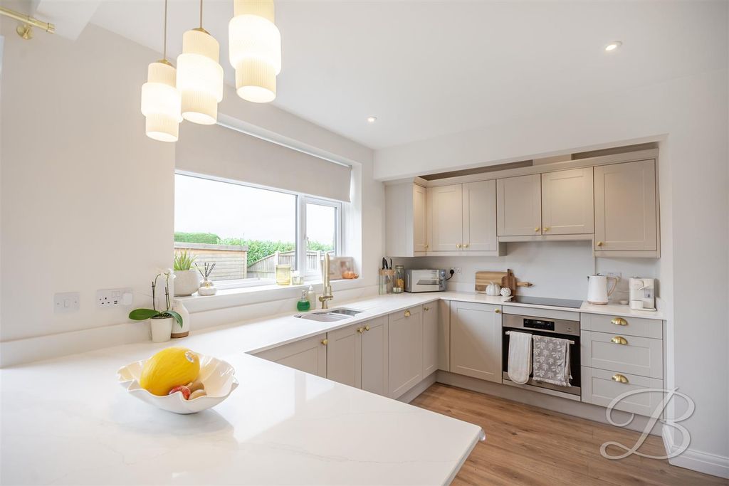 Property photo 2 of 37 Ccltd-15.Jpg