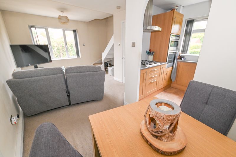 Property photo 2 of 14 Photo 6