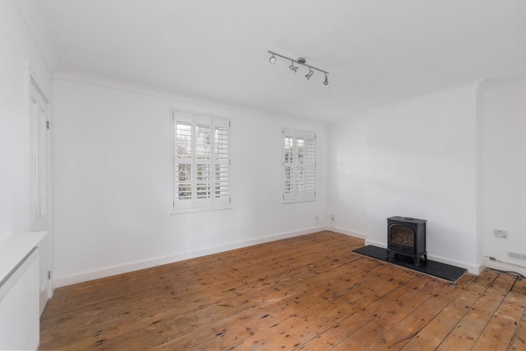 Property photo 2 of 19 Reception