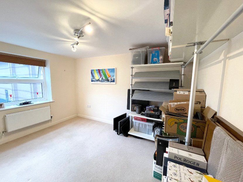 Property photo 2 of 8 Picture No. 06