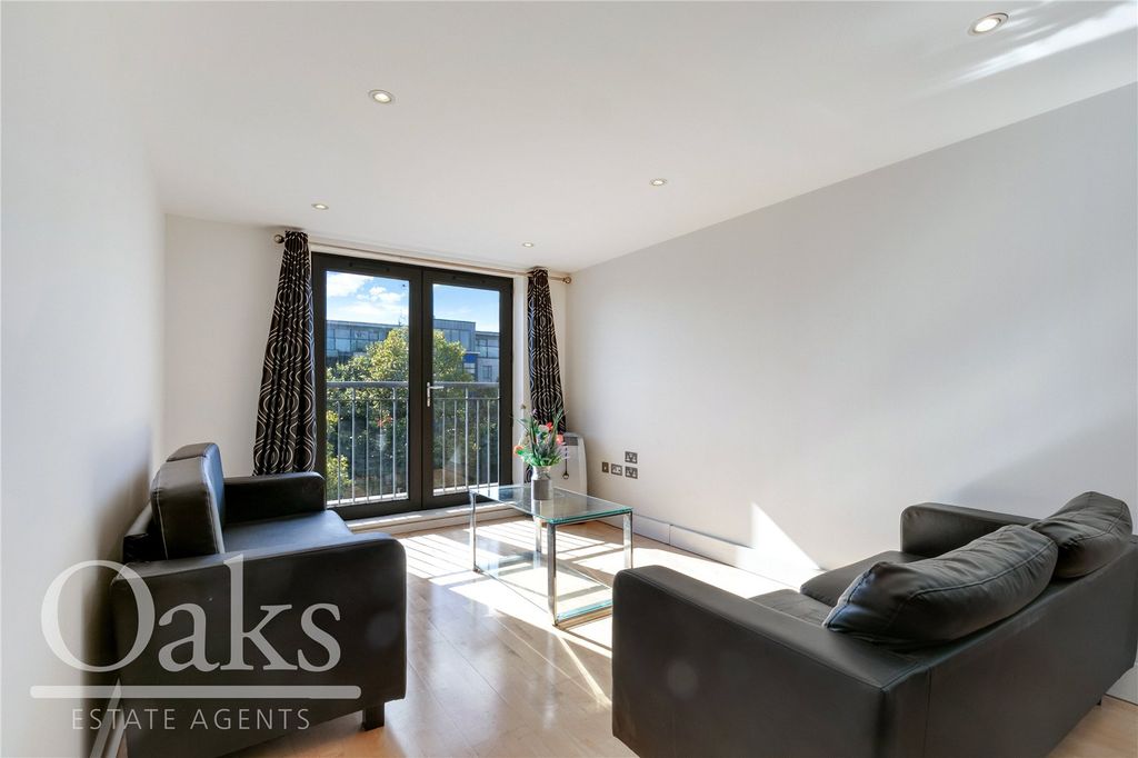 Property photo 3 of 12 Picture No. 02