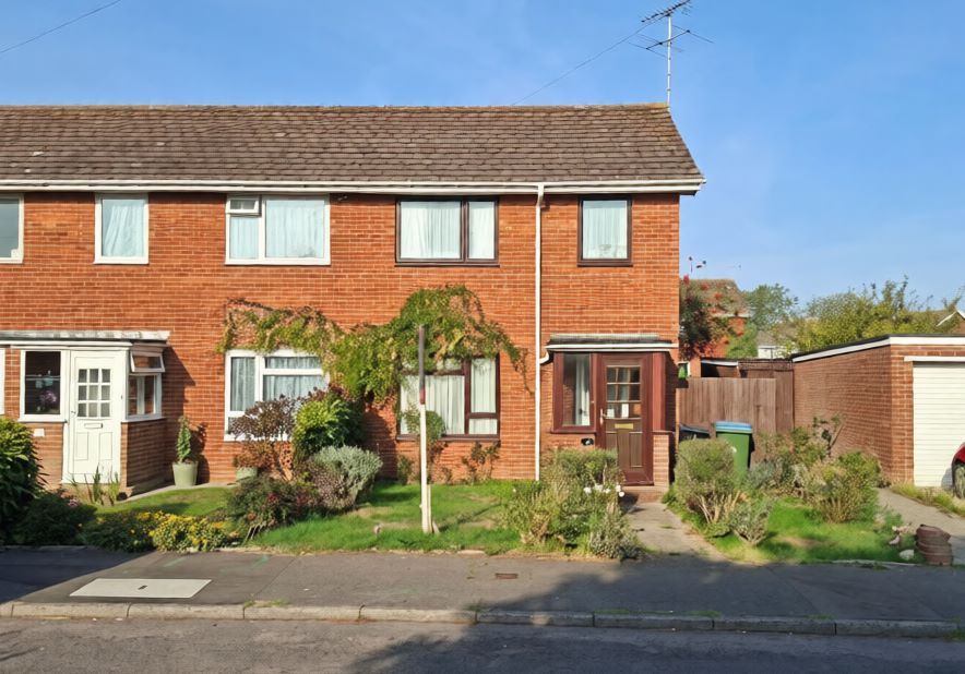 Property photo 1 of 2