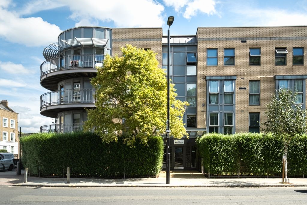 Property photo 1 of 12 Altair Court