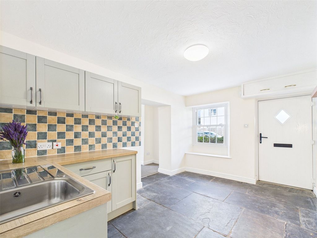Property photo 3 of 12 Picture No. 06