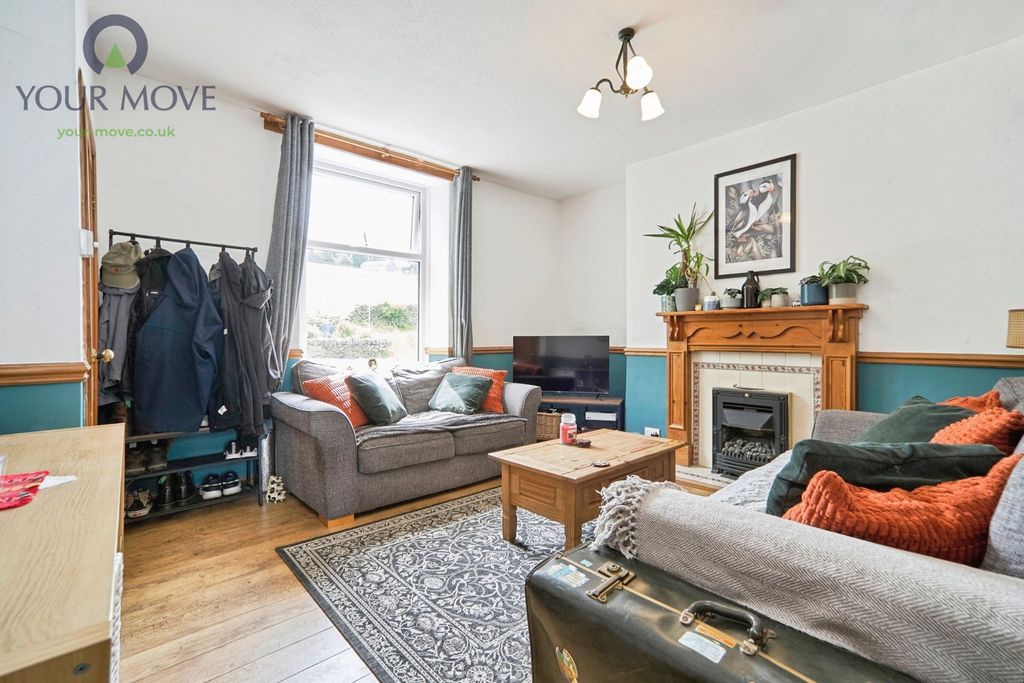 Property photo 2 of 17 Pbox-Img.Jpg