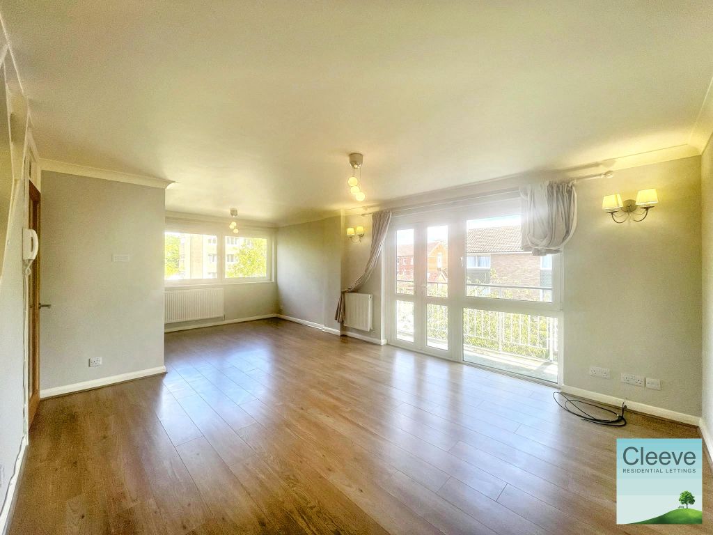 Property photo 3 of 13 9Cb5B9d4-80Ae-49Ab-84Ac-1Ae6909756c1
