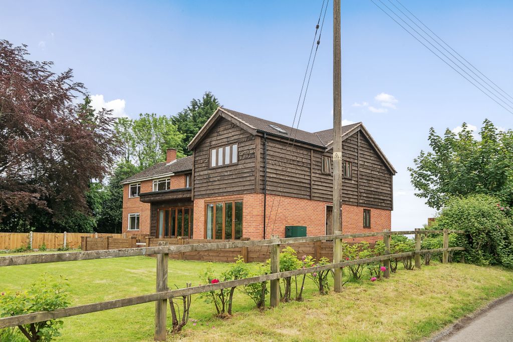 Property photo 1 of 18