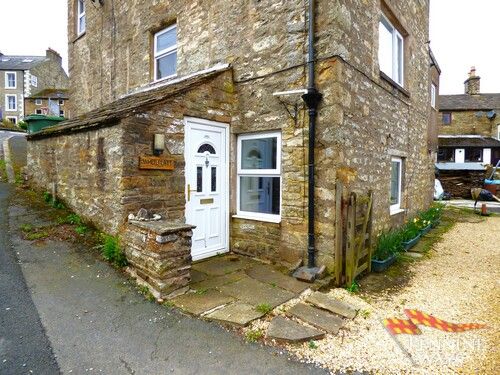 Property photo 1 of 15 Frontage