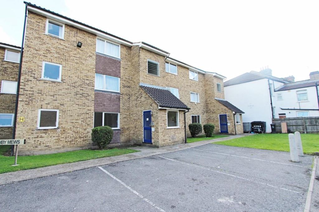 Property photo 3 of 5