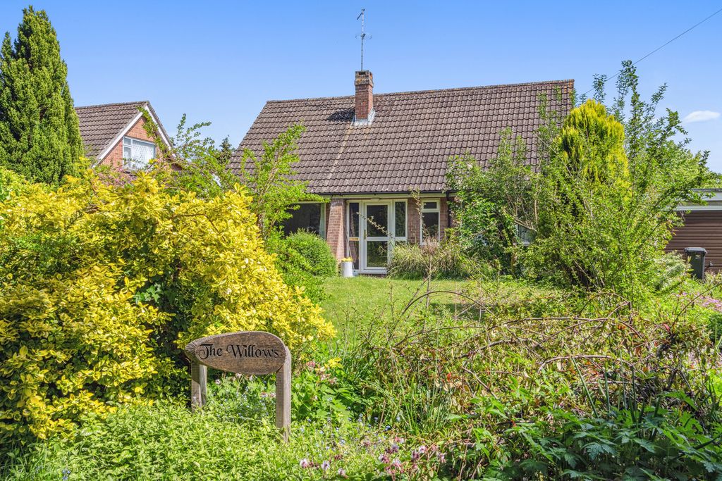 Property photo 1 of 11