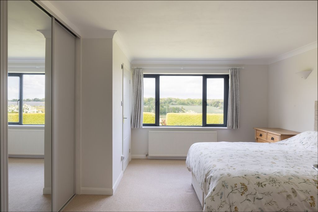 Property photo 3 of 29 344452 - Tmh_Feathers_St_Margarets_Ct15_6Bb-28.Jpg