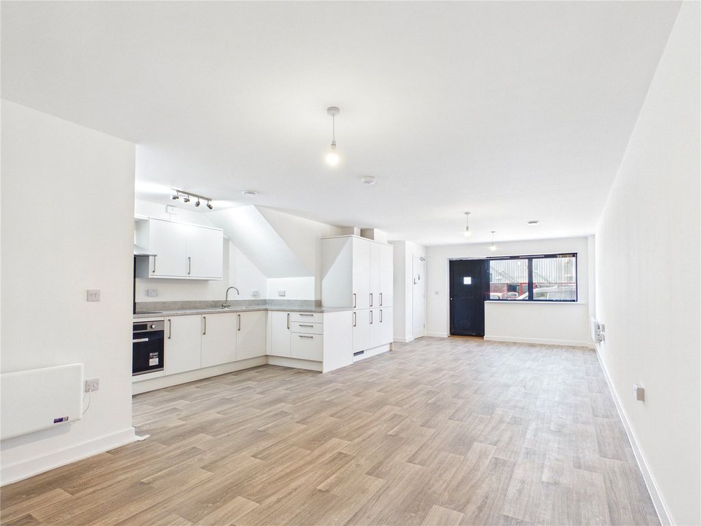 Property photo 2 of 6 Picture No. 02