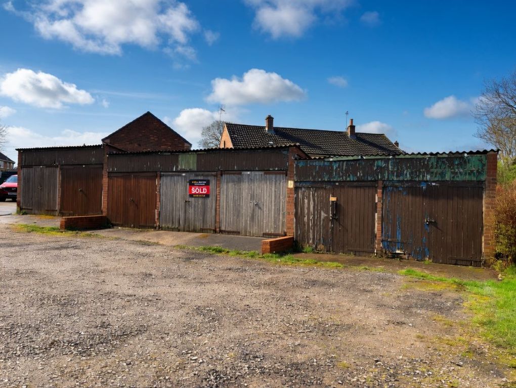 Property photo 3 of 5