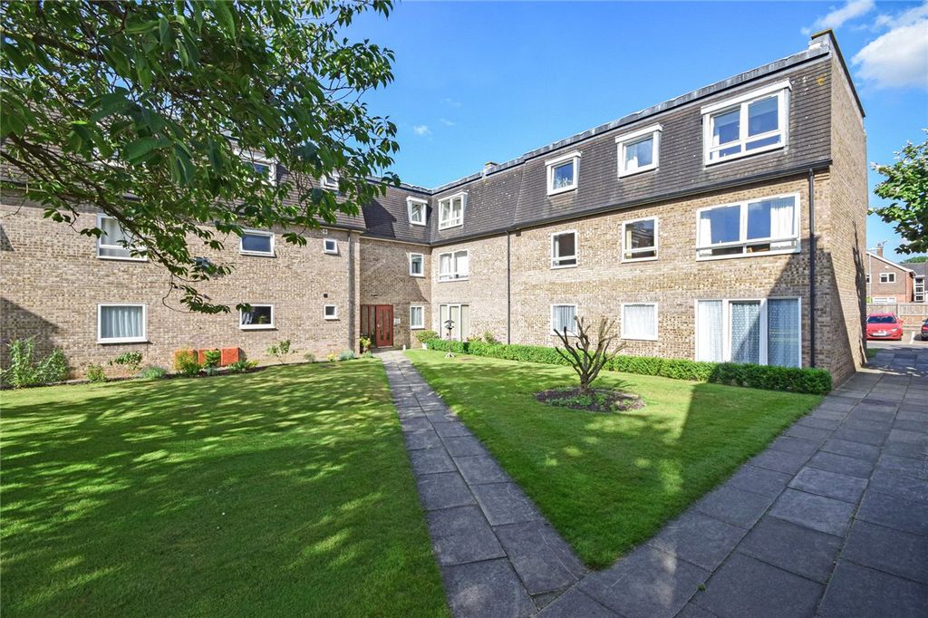 Property photo 1 of 7 Picture No. 12